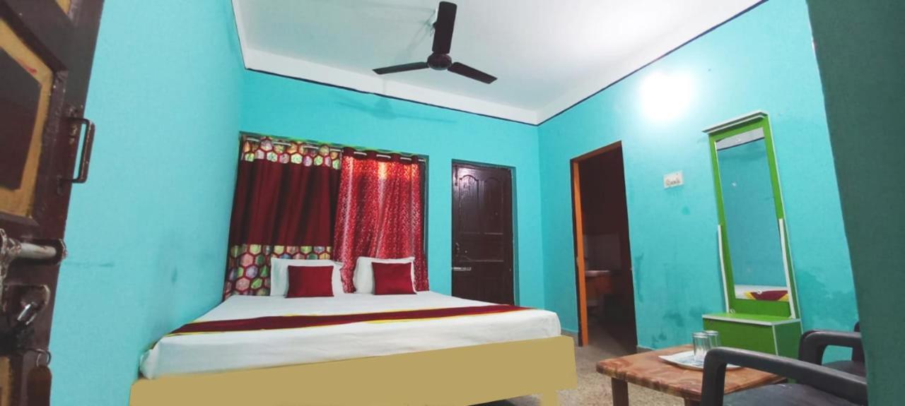 Goroomgo Tapati Sea View 2* Puri