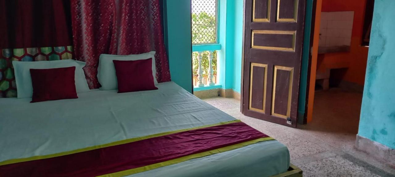 Hotel Goroomgo Tapati Sea View 2*